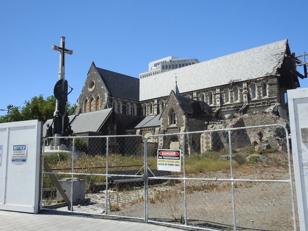 CC-beschädigte Kathedrale 